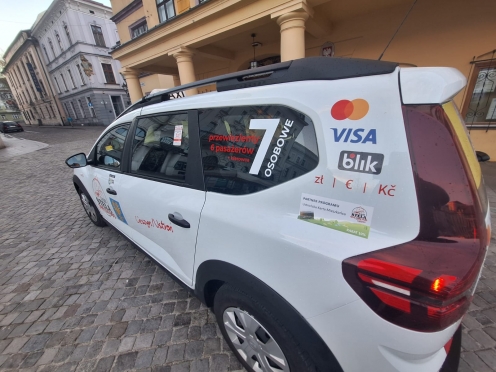 Zdjęcie 2 - ???? Taxi 7-osobowe – wygodnie, razem, bez stresu! | Taxi Stela